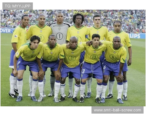 2019年足球界哀悼潮涌动多位传奇明星相继离世引发关注 2019年足球界哀悼潮涌动多位传奇明星相继离世引发关注